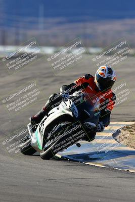 media/Jan-09-2022-SoCal Trackdays (Sun) [[2b1fec8404]]/Turns 9 and 8 (920am)/